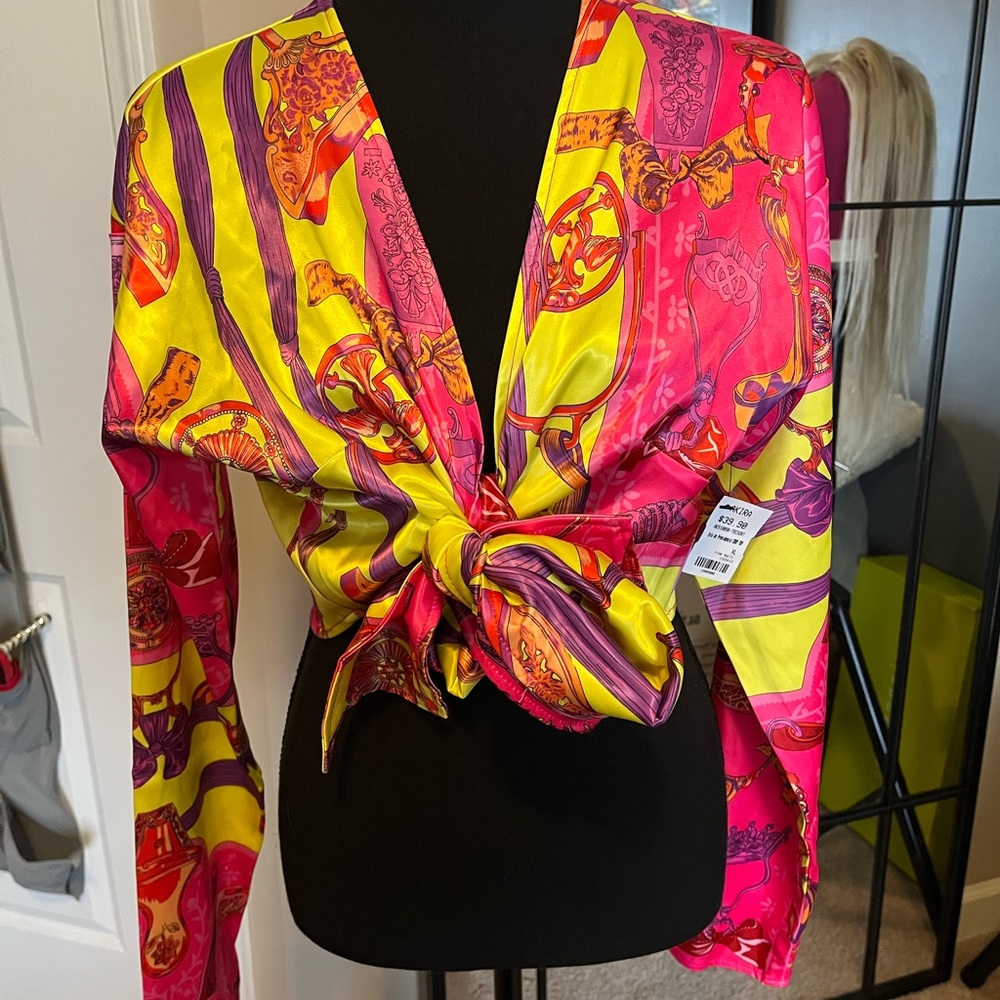 Akira Matching silk tie blouse and wrap skirt - Picture 2 of 5
